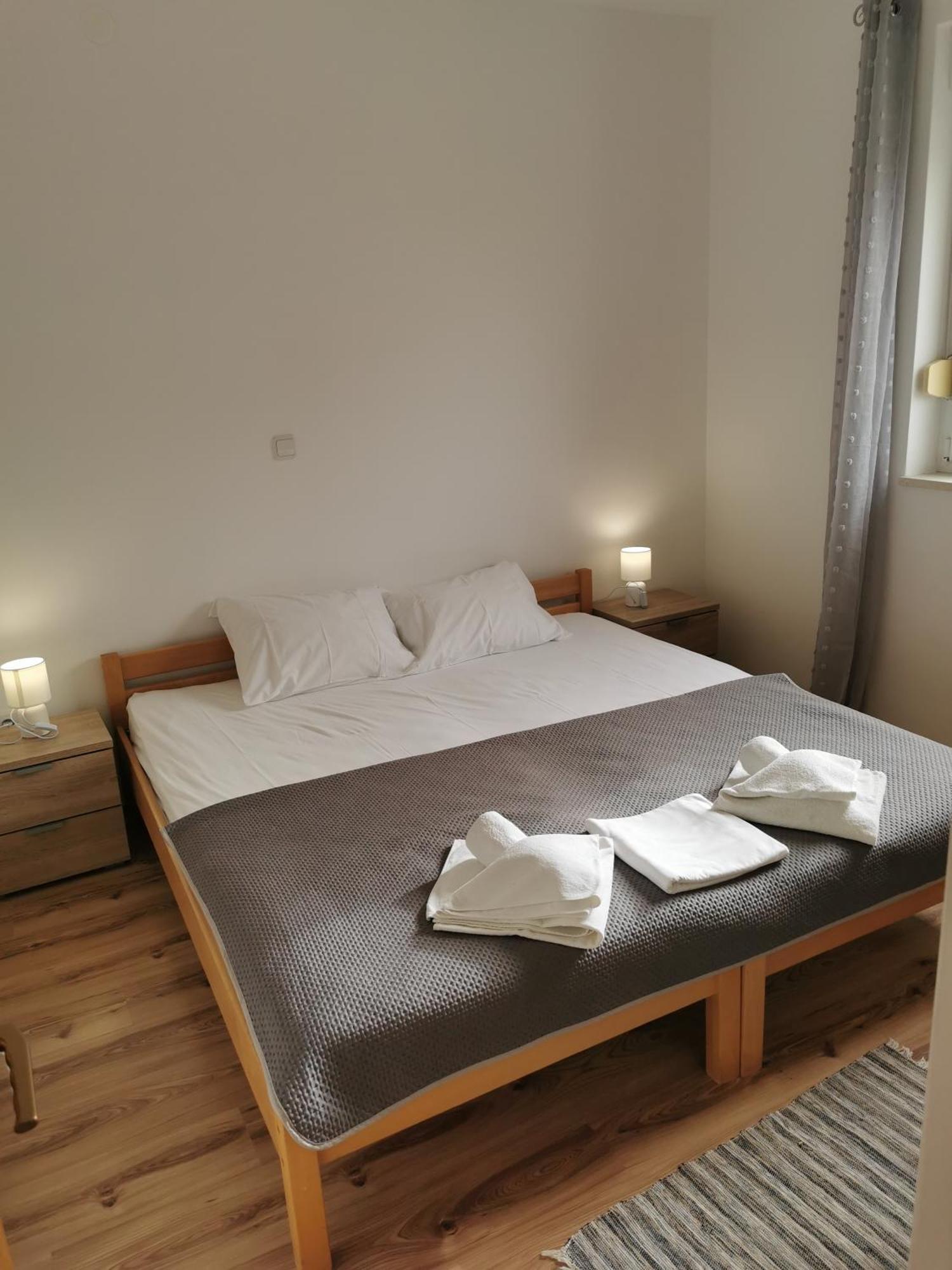 Apartments Riva Povljana Extérieur photo