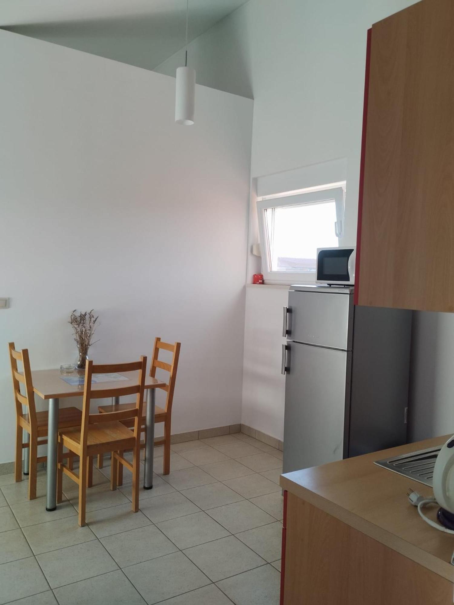 Apartments Riva Povljana Extérieur photo
