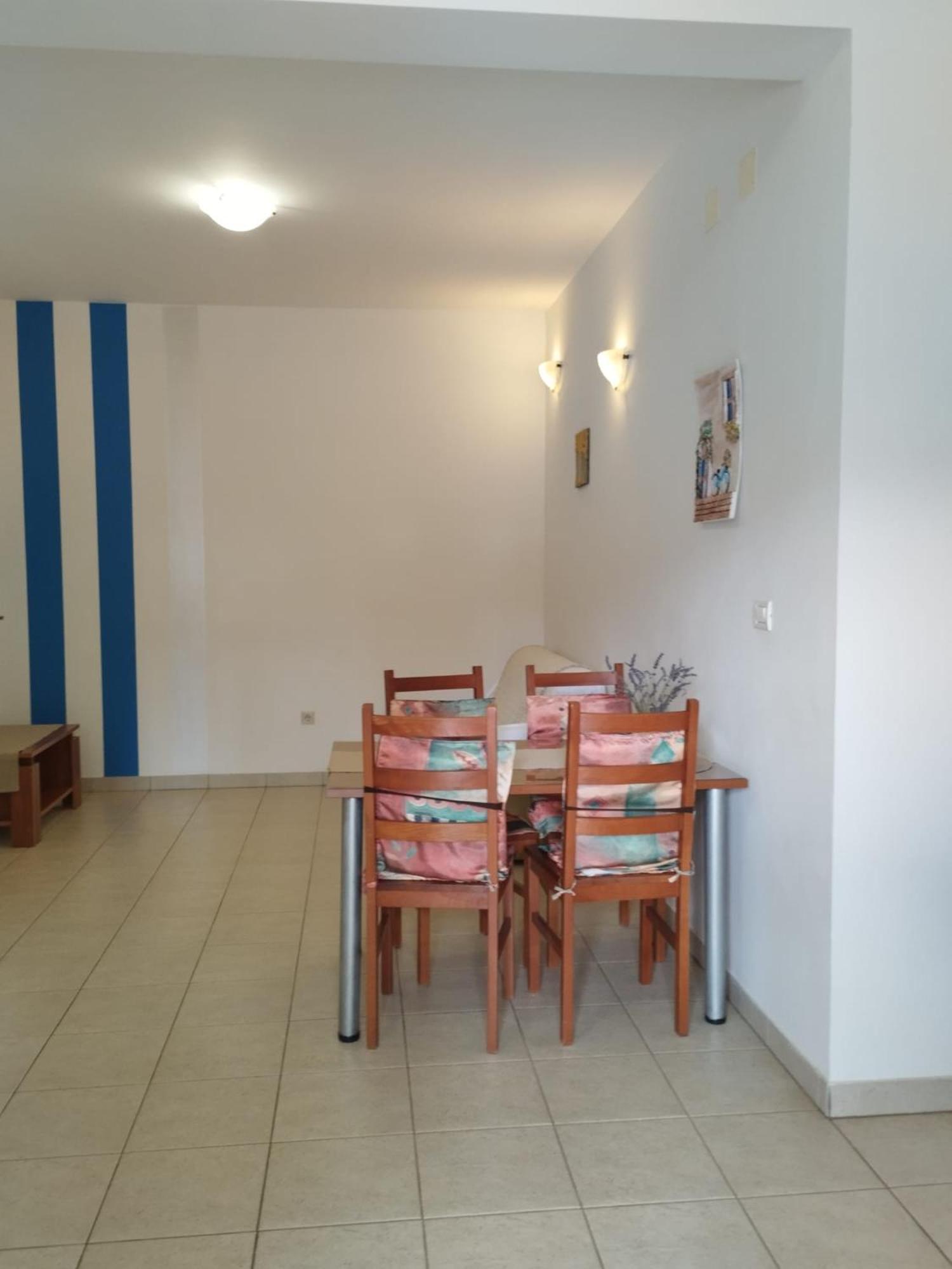 Apartments Riva Povljana Extérieur photo